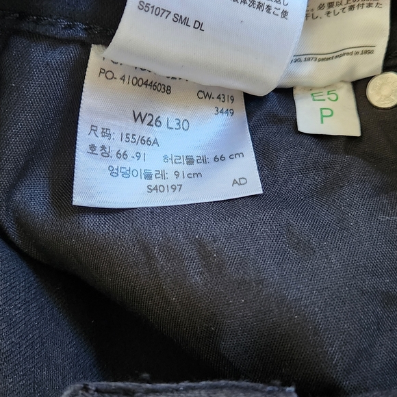 Levi's 711 Skinny Black Destressed Jeans Size 26 - Picture 5 of 7